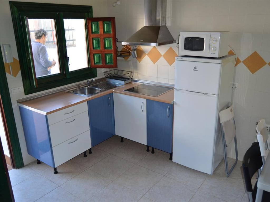 Apartamentos La Peinada Villarejo Szoba fotó